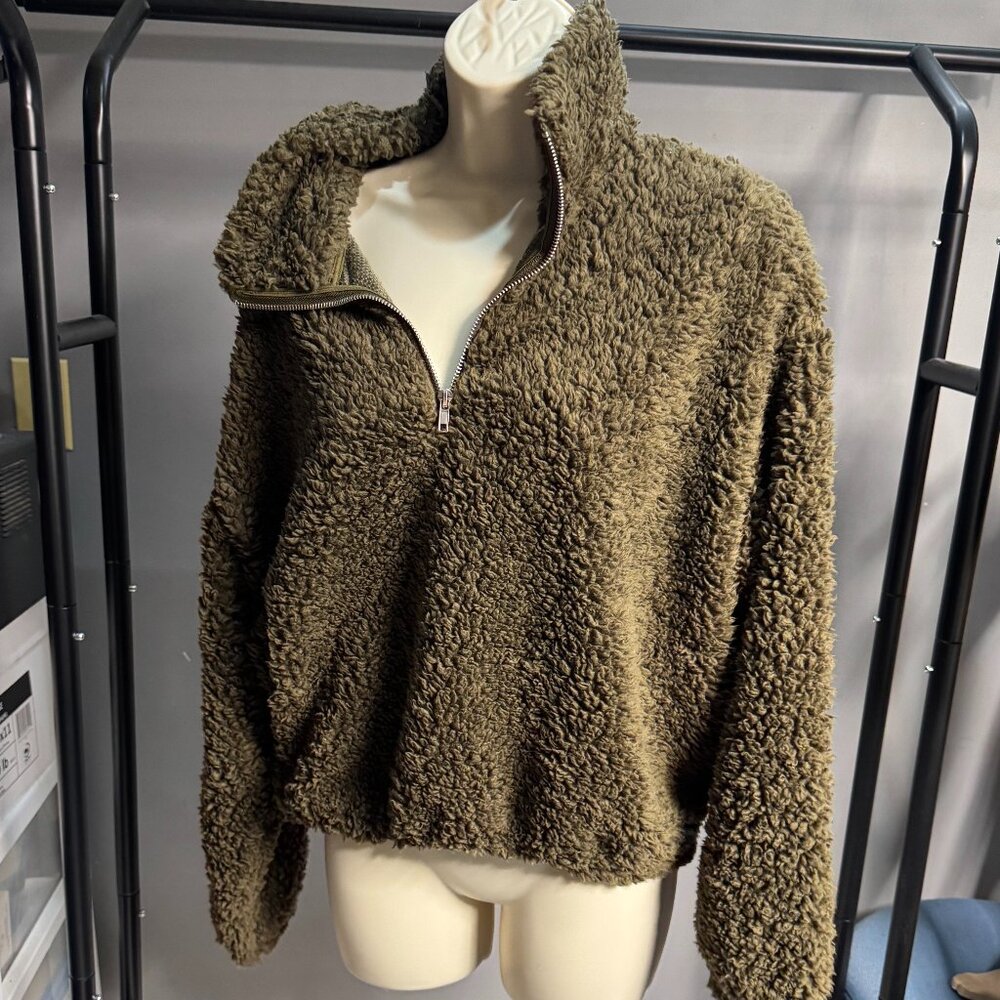 H&M Olive Green Sherpa Fleece Pullover NWT